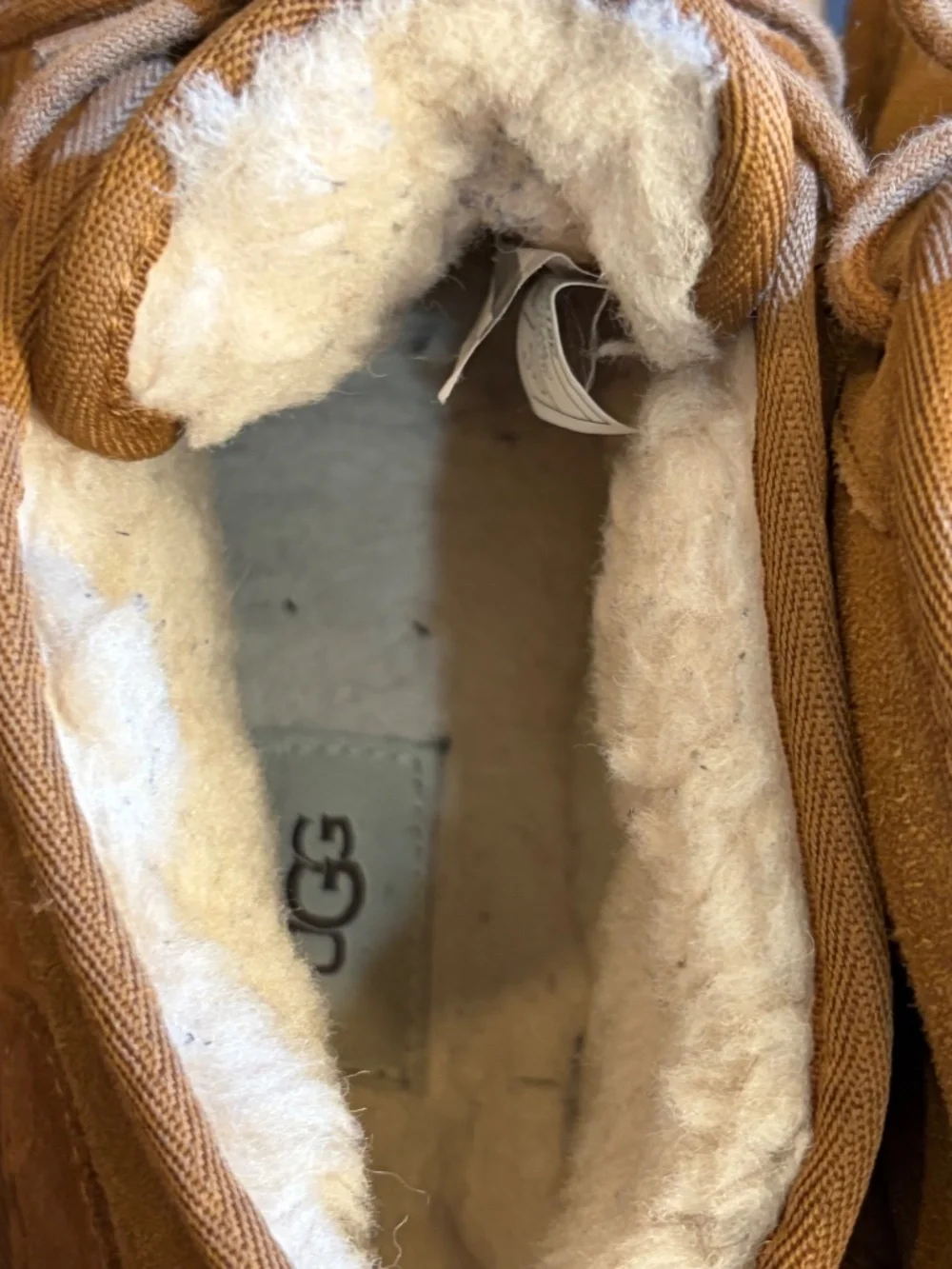 UGG men neumel